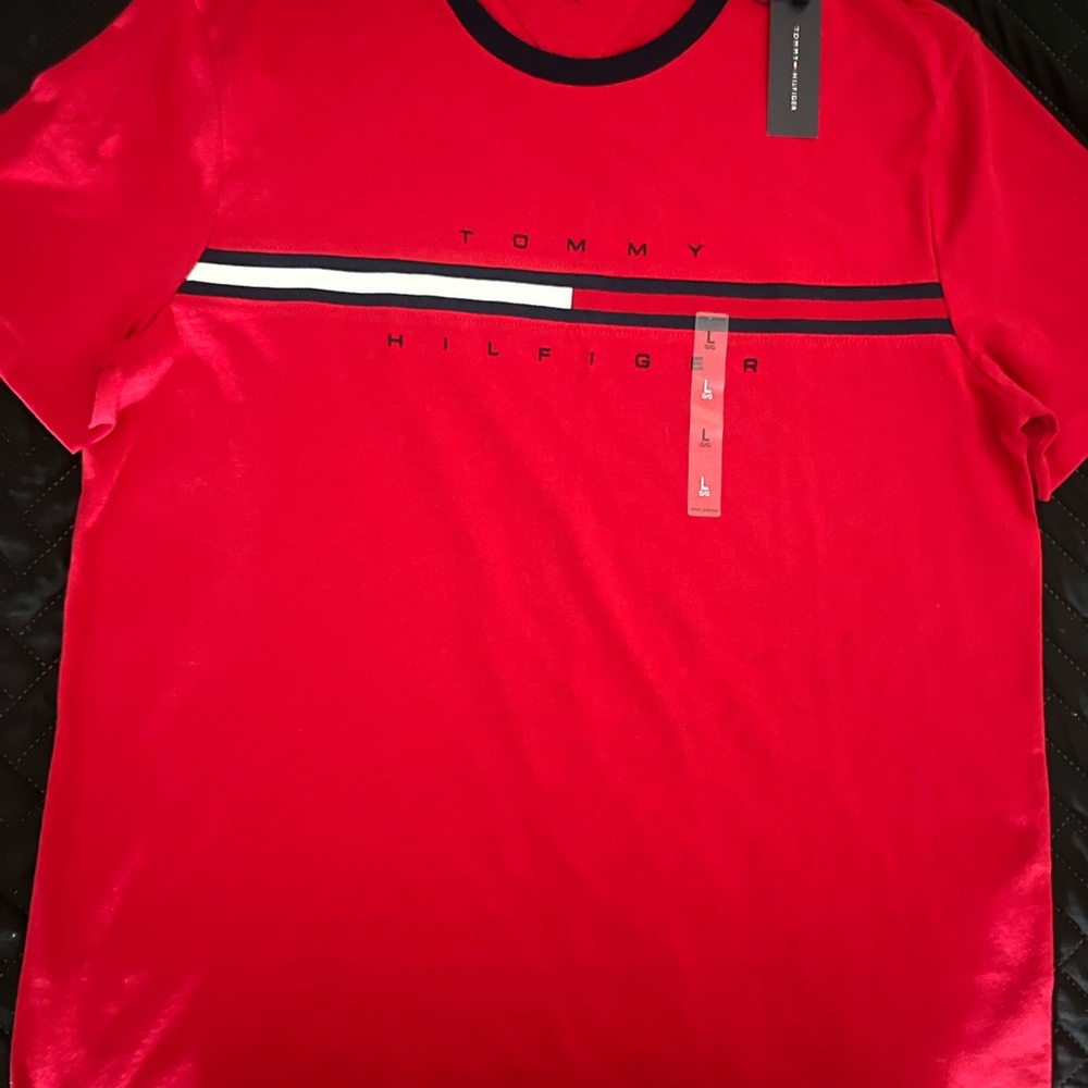 Tommy Hilfiger Red Short Sleeve Tee with Stripe Design